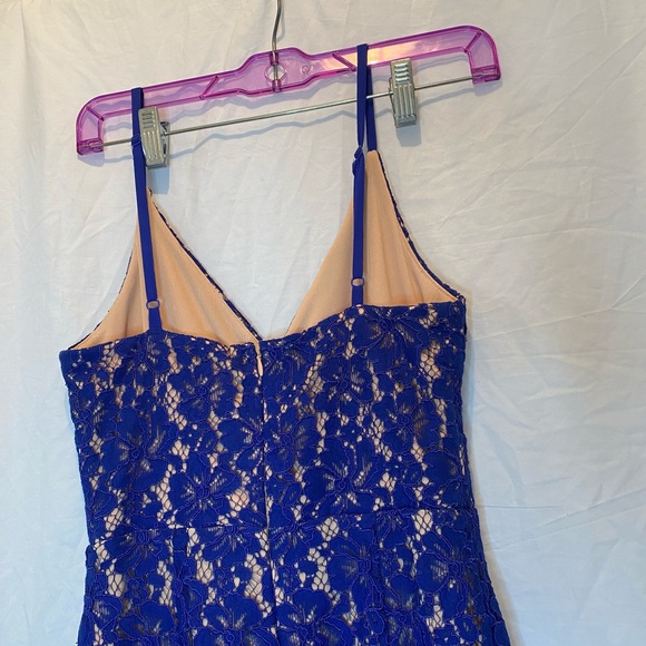 LuLus Blue Lace She’s a Knockout Bodycon Mini Dress - Picture 9 of 14